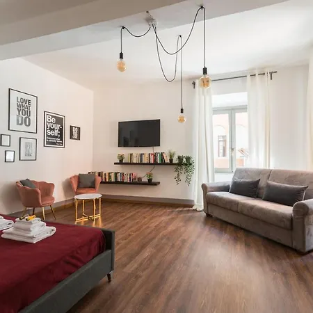 Via Di Montoro Campo De Fiori Apartment Rome